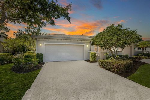 5-2410 Kensington Greens Dr, SUN CITY CENTER, FL, 33573-7101 | Card Image
