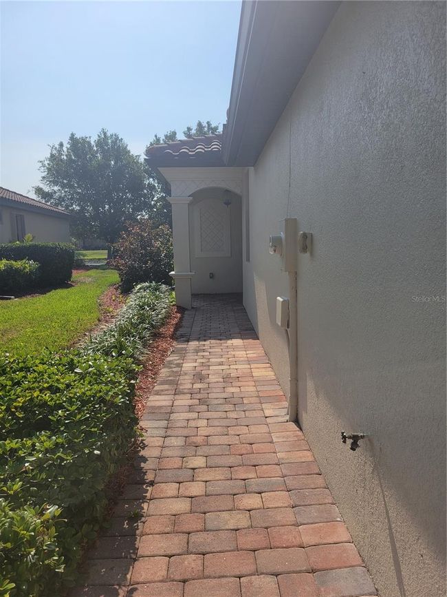 Brick Paver entry | Image 10