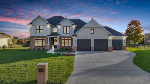 2709 Castlerock Dr, Urbana, IL, 61802-7295 | Card Image