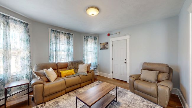 79 Albany Ave, Home with 6 bedrooms, 3 bathrooms and null parking in New Britain CT | Image 9
