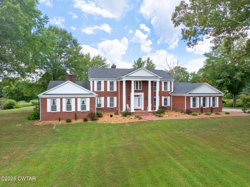 700 Dick Barry Ln, Lexington, TN, 38351-6240 | Card Image