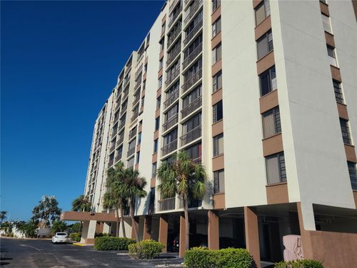 511-255 Dolphin Point, CLEARWATER BEACH, FL, 33767 | Card Image