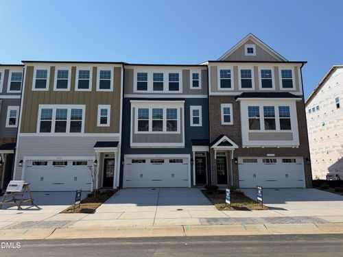 160-10033 Secluded Garden Dr, Apex, NC, 27523-8416 | Card Image