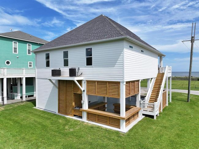 2301 Trinidad, House other with 4 bedrooms, 3 bathrooms and 1 parking in Crystal Beach TX | Image 41