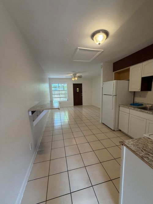 b-1614 Dennis St, Key West, FL, 33040-5495 | Card Image
