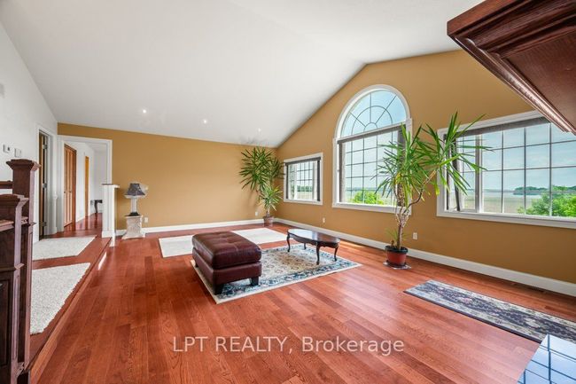 32 Chisamore Point Rd, House other with 3 bedrooms, 2 bathrooms and 10 parking in Gananoque ON | Image 14