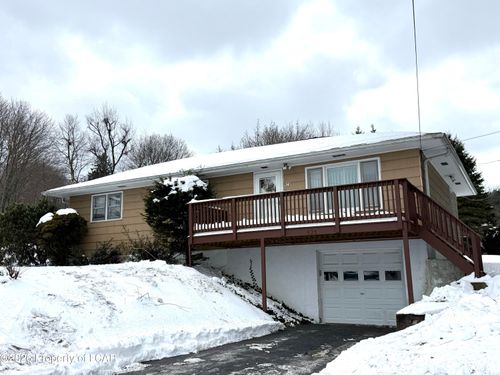 975 Lattimer Rd, Hazleton, PA, 18202 | Card Image