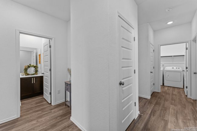 13229 Hagerd Loop, House other with 4 bedrooms, 2 bathrooms and null parking in St Hedwig TX | Image 9