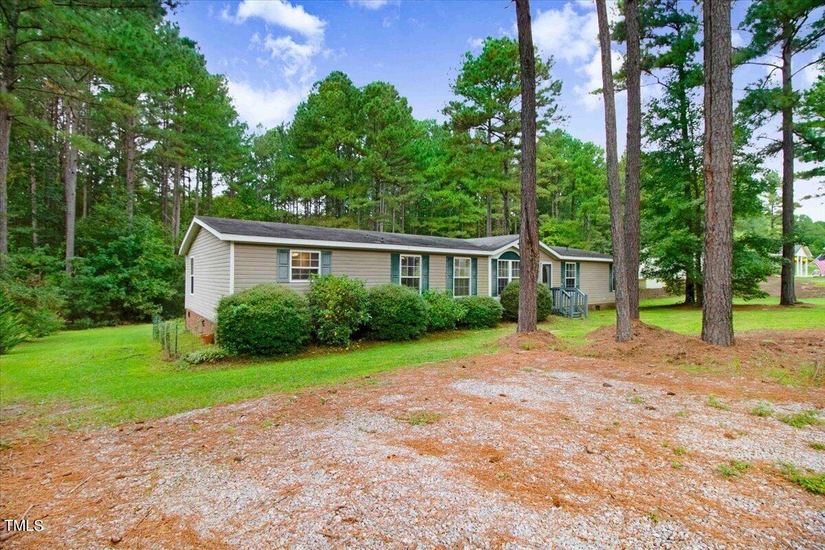 Sunray Dr, Clayton, NC 27520