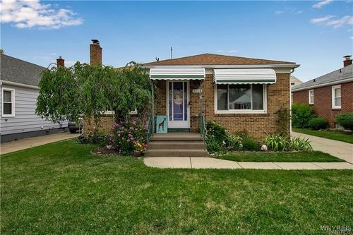 179 Hamilton Blvd, Buffalo, NY, 14217-1948 | Card Image