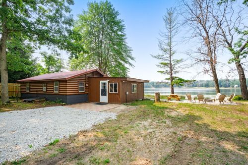 4558 W Unora Drive, Webber Township, MI, 49304 | Card Image