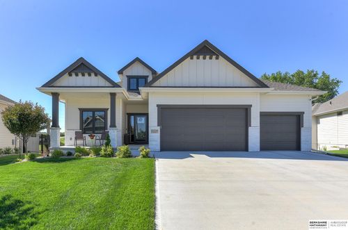 21725 G St, Elkhorn, NE, 68022-3312 | Card Image