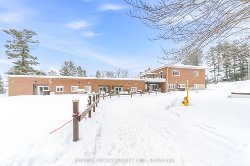 201-1 Brockhouse Way, Deep River, ON, K0J1P0 | Card Image