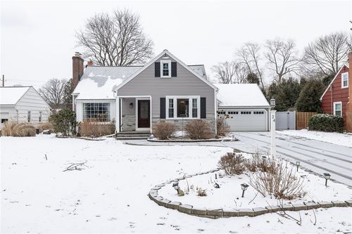 24 Woodcrest Dr, Rochester, NY, 14625-2156 | Card Image