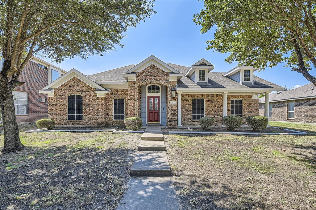 Athena Dr, Lancaster, TX 75134