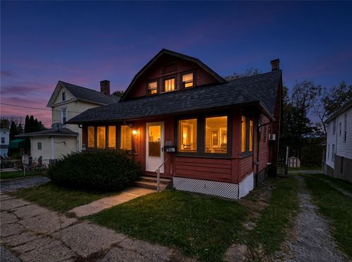 1945 Morris St, New Castle, PA, 16102-1640 | Card Image