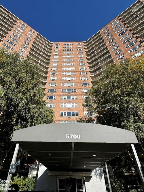 19m-5700 Arlington Ave, Bronx, NY, 10471-1521 | Card Image