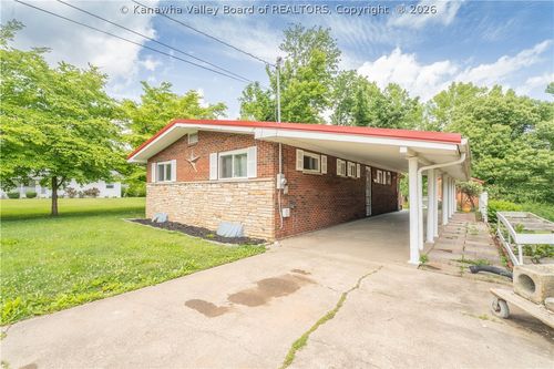 2029 Pennsylvania Ave, Saint Albans, WV, 25177-3559 | Card Image