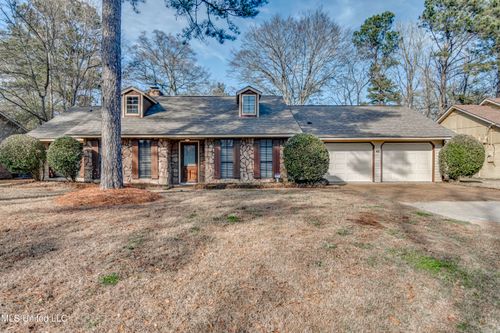 1422 Mossline Dr, Jackson, MS, 39211-2818 | Card Image