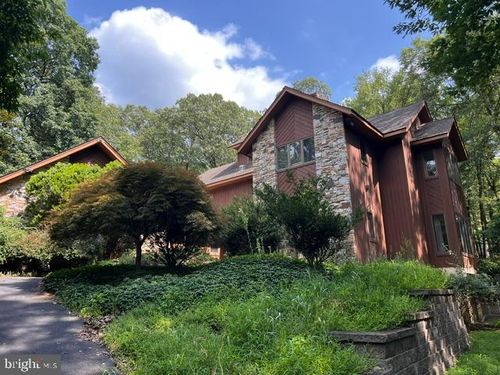 9 Wyndham Hill Dr, READING, PA, 19606-9575 | Card Image