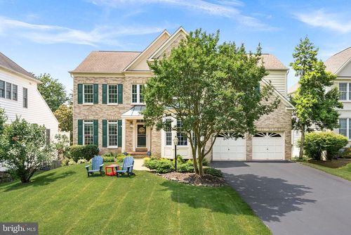 25781 Planting Field Dr, CHANTILLY, VA, 20152-1710 | Card Image