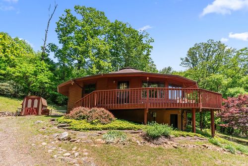 132 Chestnut Rdg, Hillsville, VA, 24343 | Card Image