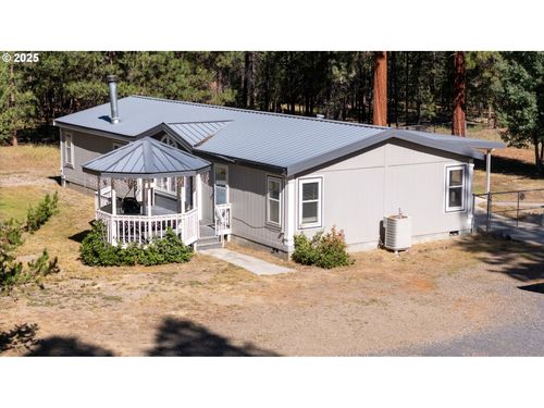 153354 Hackamore Ln, La Pine, OR, 97739-9382 | Card Image