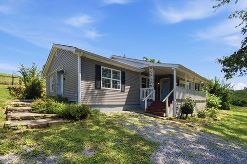 203 Fuzzy Duck Rd, Lancaster, KY, 40444-9042 | Card Image