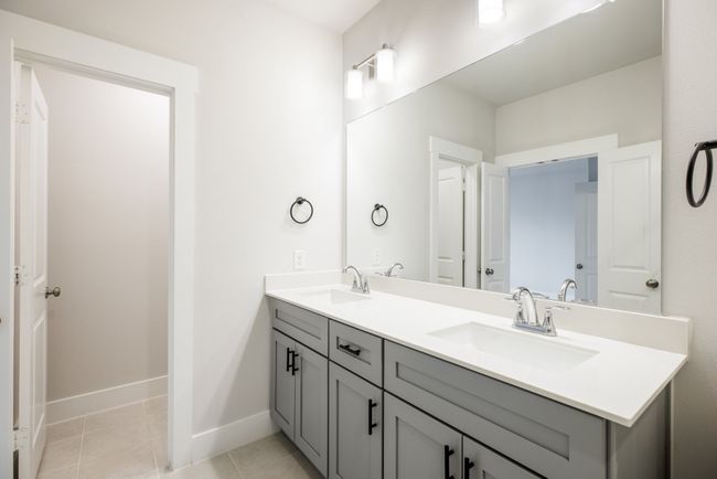 4502 Smokey Quartz Ln, Townhouse with 2 bedrooms, 3 bathrooms and null parking in Arlington TX | Image 17