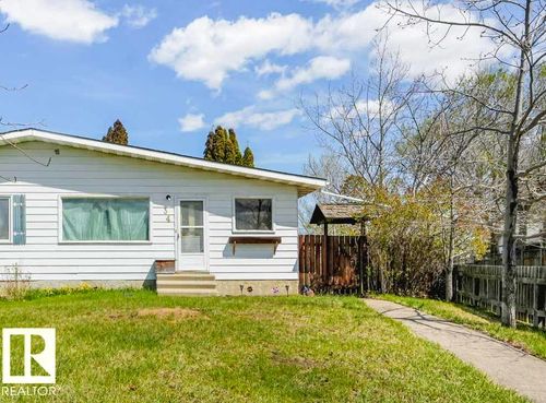 34 Camelot Ave, Leduc, AB, T9E4M3 | Card Image