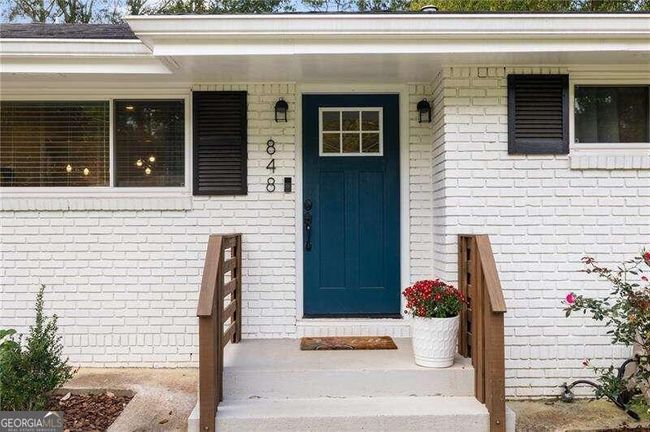 848 Lake Ct Se, House other with 3 bedrooms, 3 bathrooms and null parking in Smyrna GA | Image 4