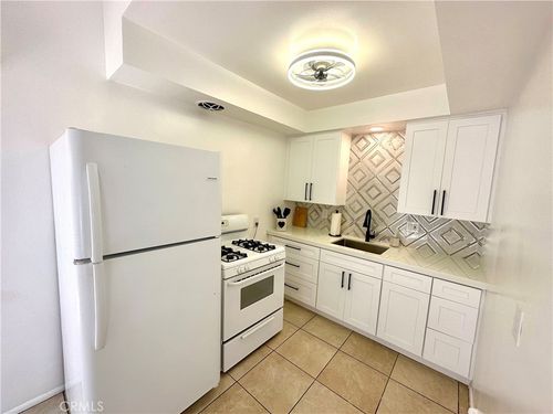 216 Avenida Cabrillo, San Clemente, CA, 92672 | Card Image