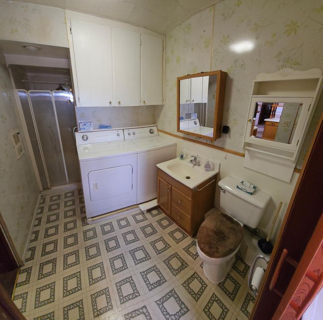 bathroom/laundry | Image 11