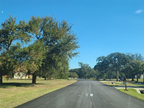 521 Bronco Trl, Oak Point, TX, 75068-2426 | Card Image