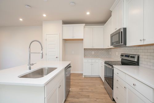 5342 Bellflower Hls, Hermitage, TN, 37076-2471 | Card Image