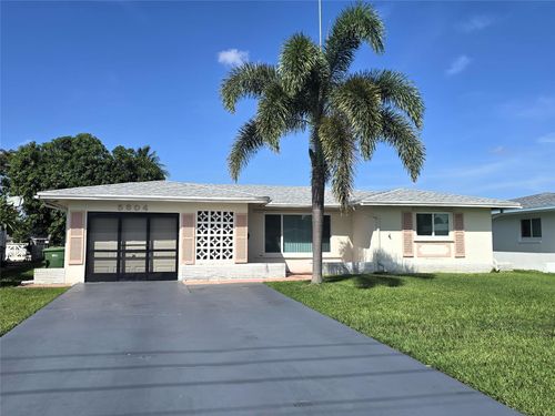 5804 Nw 70th Ave, Tamarac, FL, 33321-5774 | Card Image