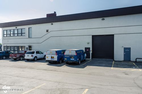 ste-102-7120 Old Seward Hwy, Anchorage, AK, 99518-2289 | Card Image