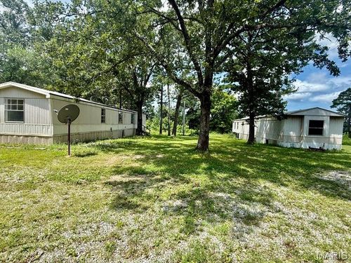 8905 Highway E, Houston, MO, 65483-1374 | Card Image