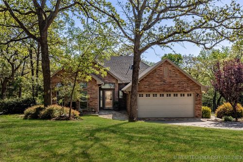5440 Mainstay Dr, Kingston, OK, 73439-7539 | Card Image