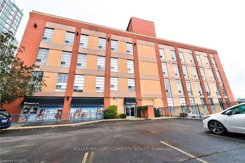 202-11 Rebecca St, Hamilton, ON, L8R3H7 | Card Image