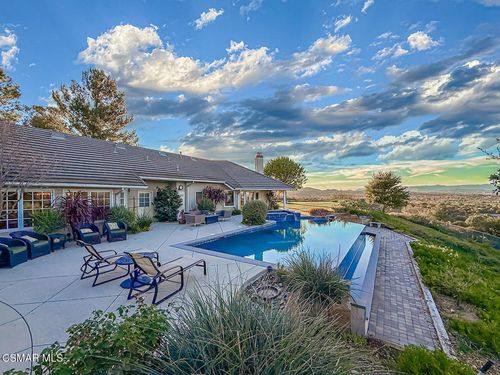 24525 Desert Ave, Newhall, CA, 91321-1853 | Card Image