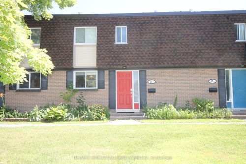 37 B Glenridge Rd, Nepean, ON, K2G1G2 | Card Image