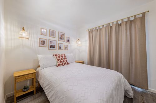 204-2815 Rio Grande St, Austin, TX, 78705-3642 | Card Image