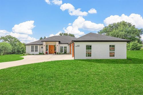 4013 Legend Trl, Granbury, TX, 76049-1424 | Card Image