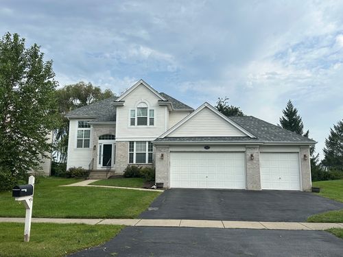 712 Brighton Cir, Port Barrington, IL, 60010-7044 | Card Image