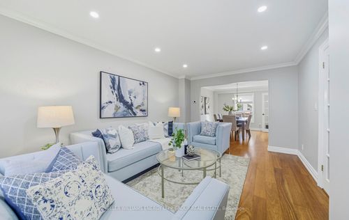 75 Sawdon Dr, Whitby, ON, L1N8A8 | Card Image