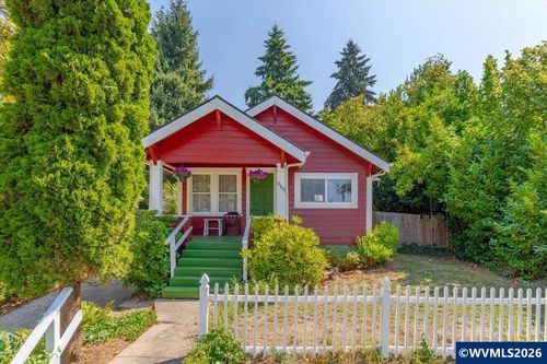 880 Thompson Ave Ne, Salem, OR, 97301-2758 | Card Image