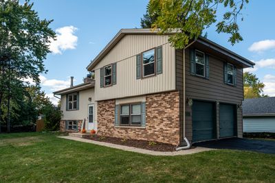 W165N10401 Wagon Trl, House other with 3 bedrooms, 1 bathrooms and null parking in GERMANTOWN WI | Image 3