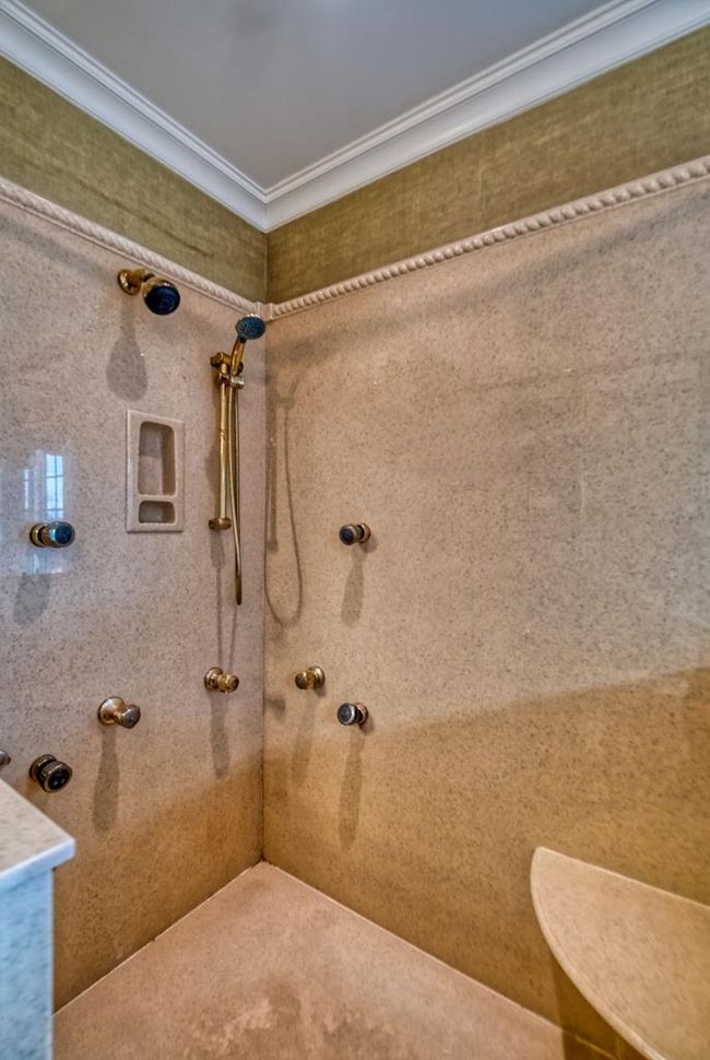 122 Fairway Acres Dr, Home with 7 bedrooms, 5 bathrooms and 3 parking in Dunmor KY | Image 44