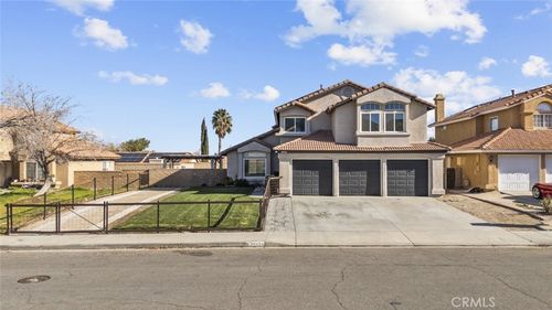 38936 Glenwood Dr, Palmdale, CA, 93551 | Card Image